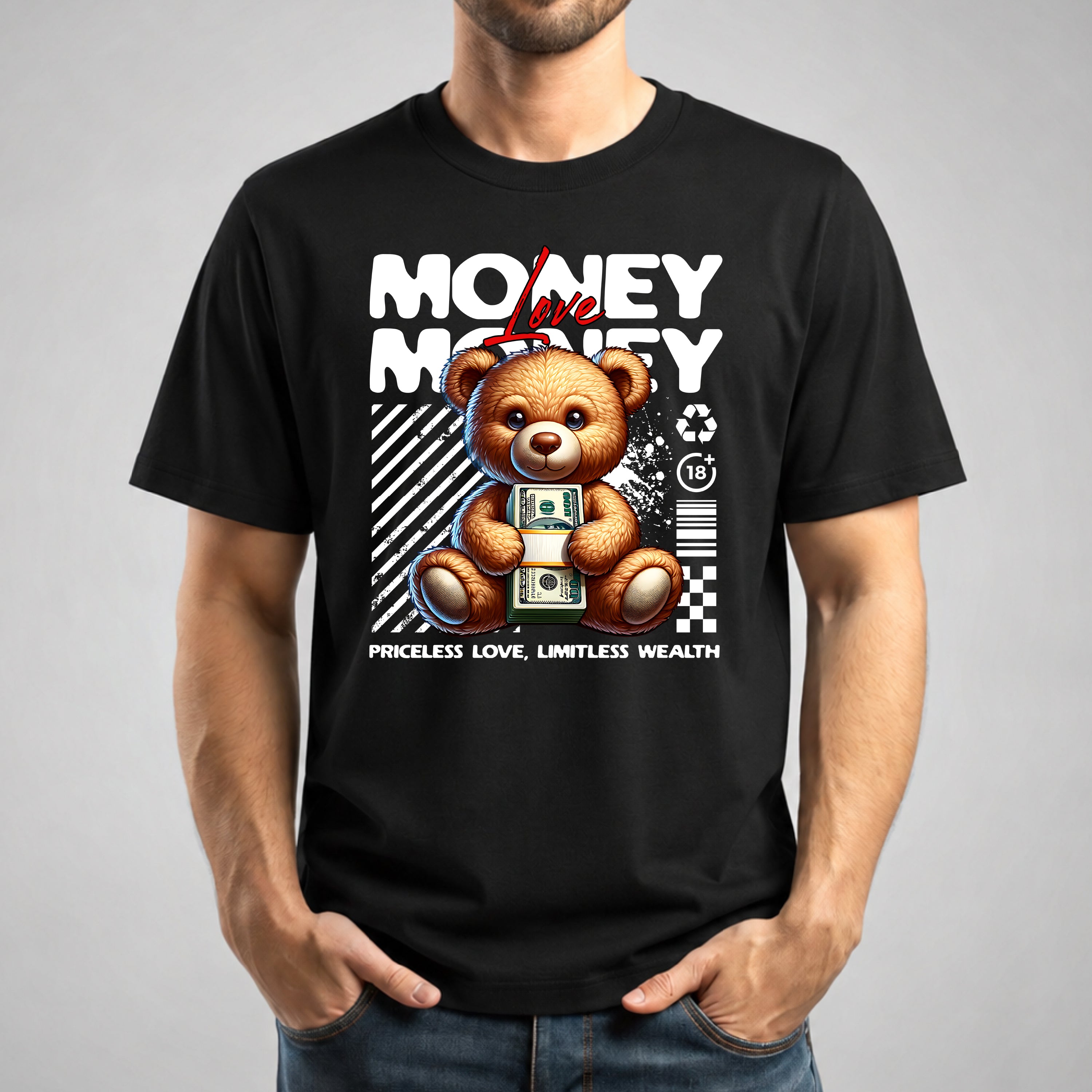 T-shirt streetwear nera Cash Teddy indossata fronte